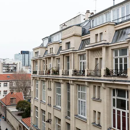 Yllen Eiffel Hotel