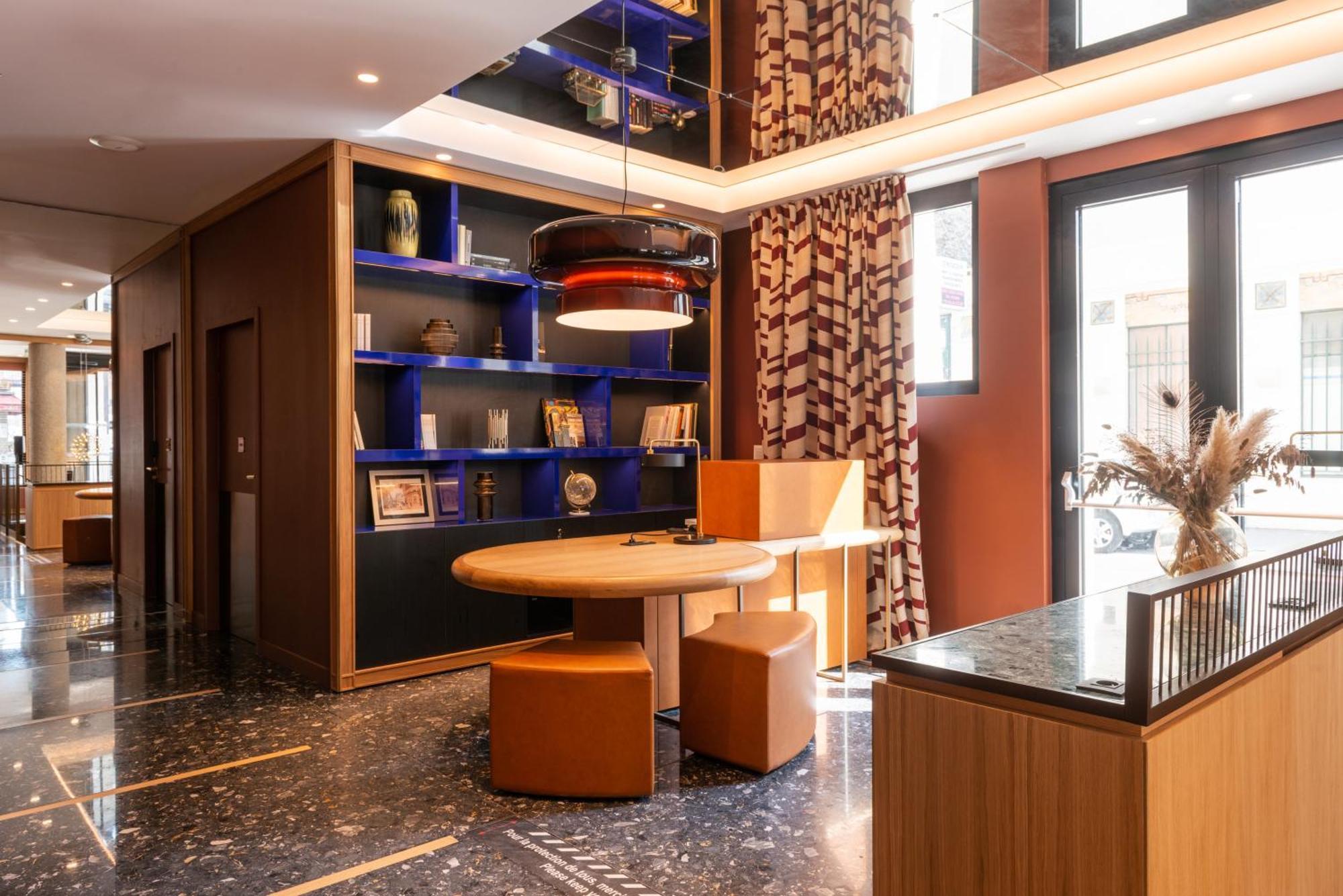 Yllen Eiffel Hotel 4*