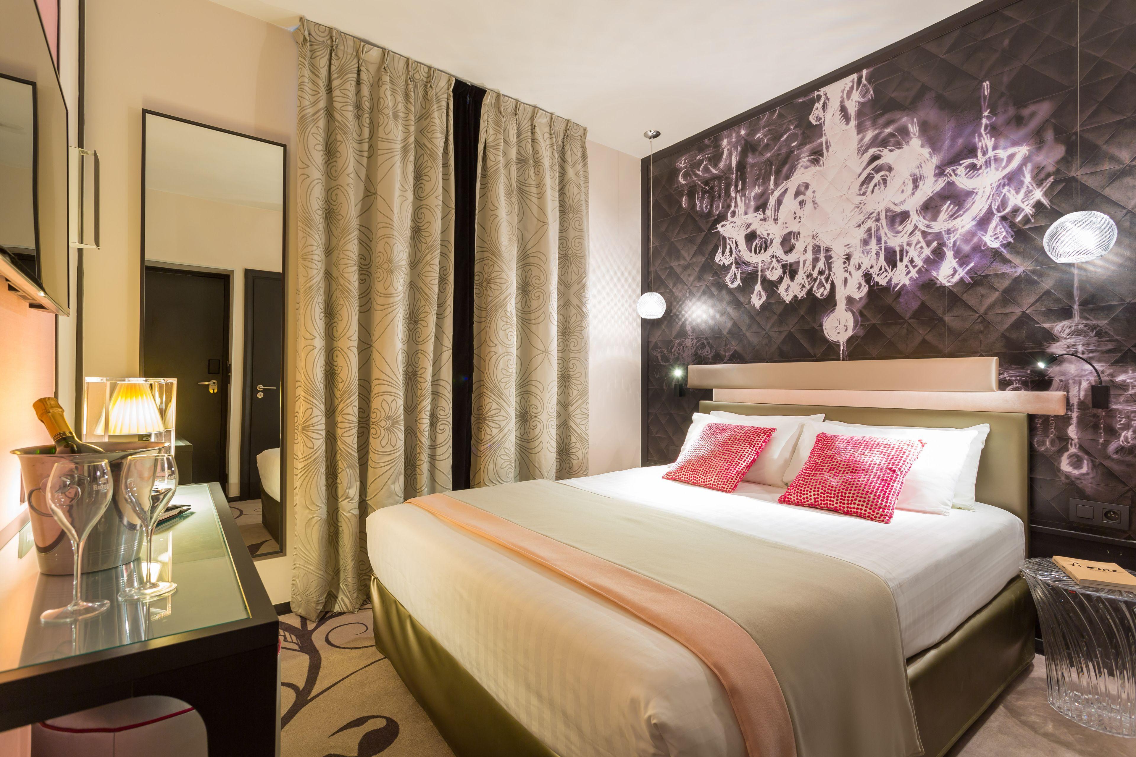 Yllen Eiffel Hotel Parigi