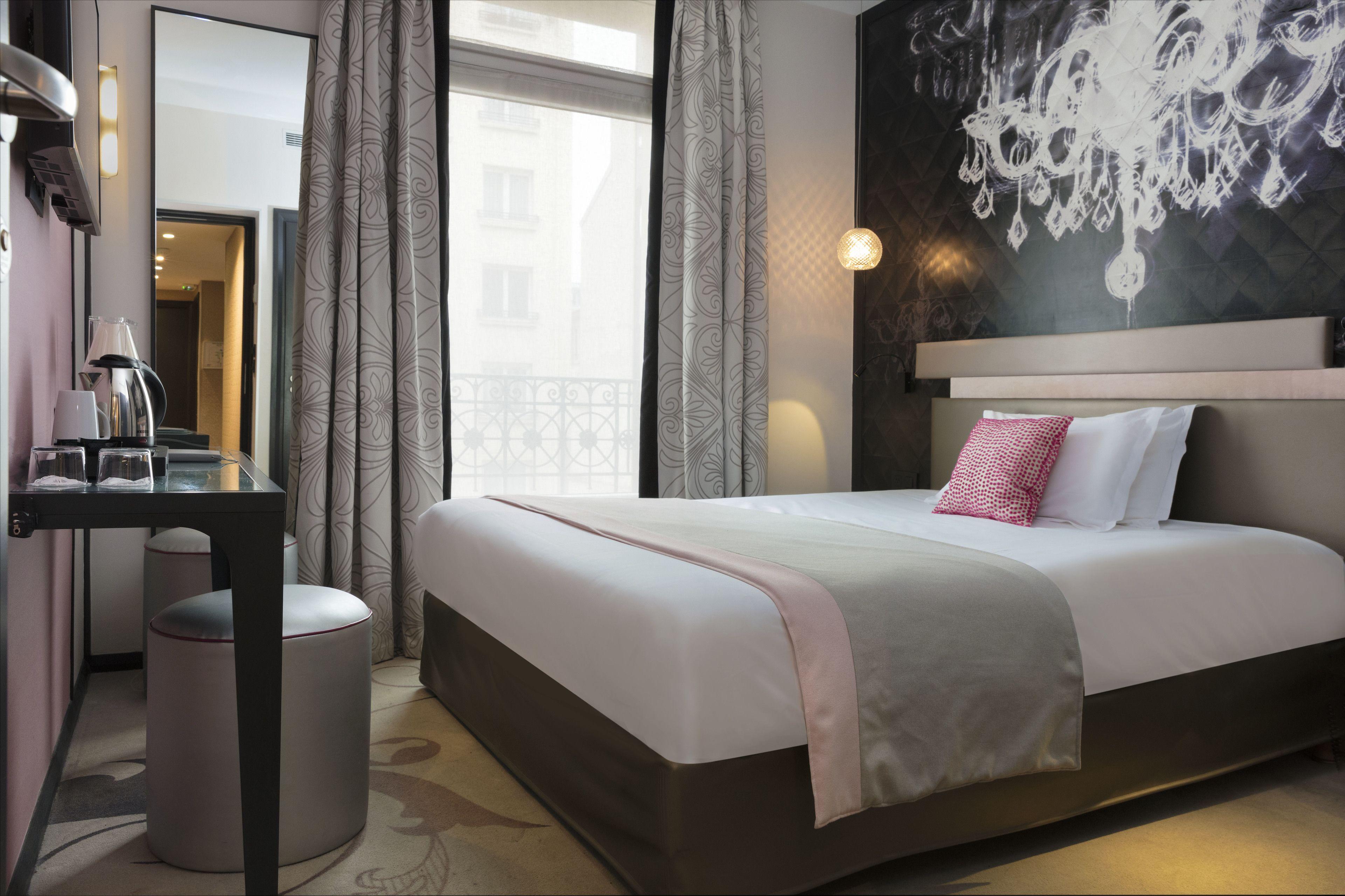 Hotel Yllen Eiffel Parigi