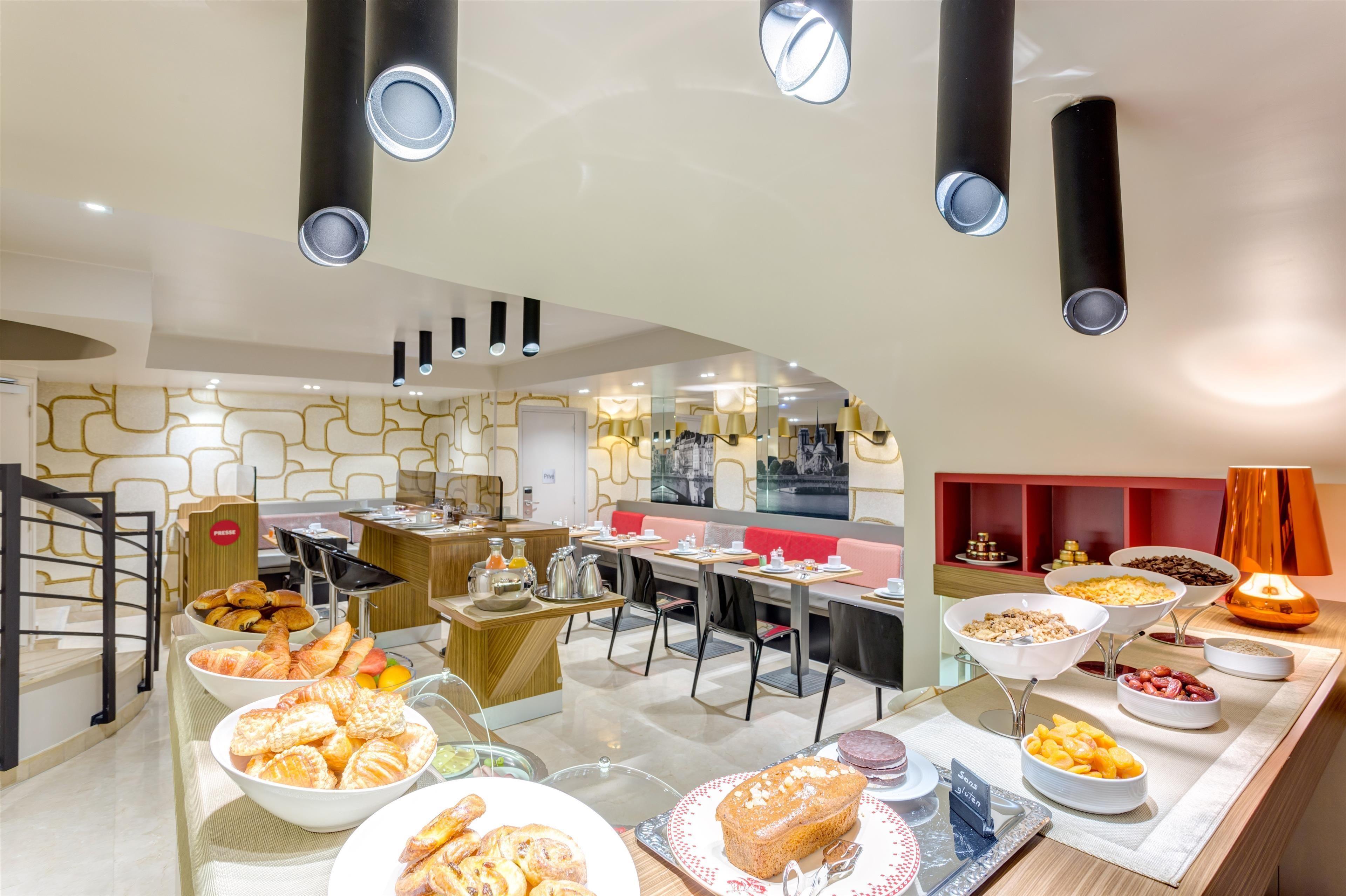Hotel Yllen Eiffel Parigi