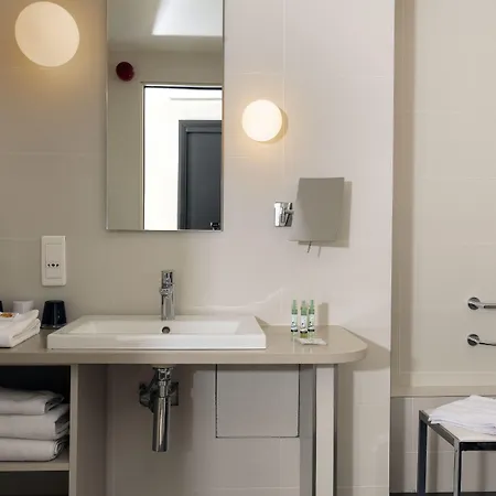 Hotel Yllen Eiffel Paris